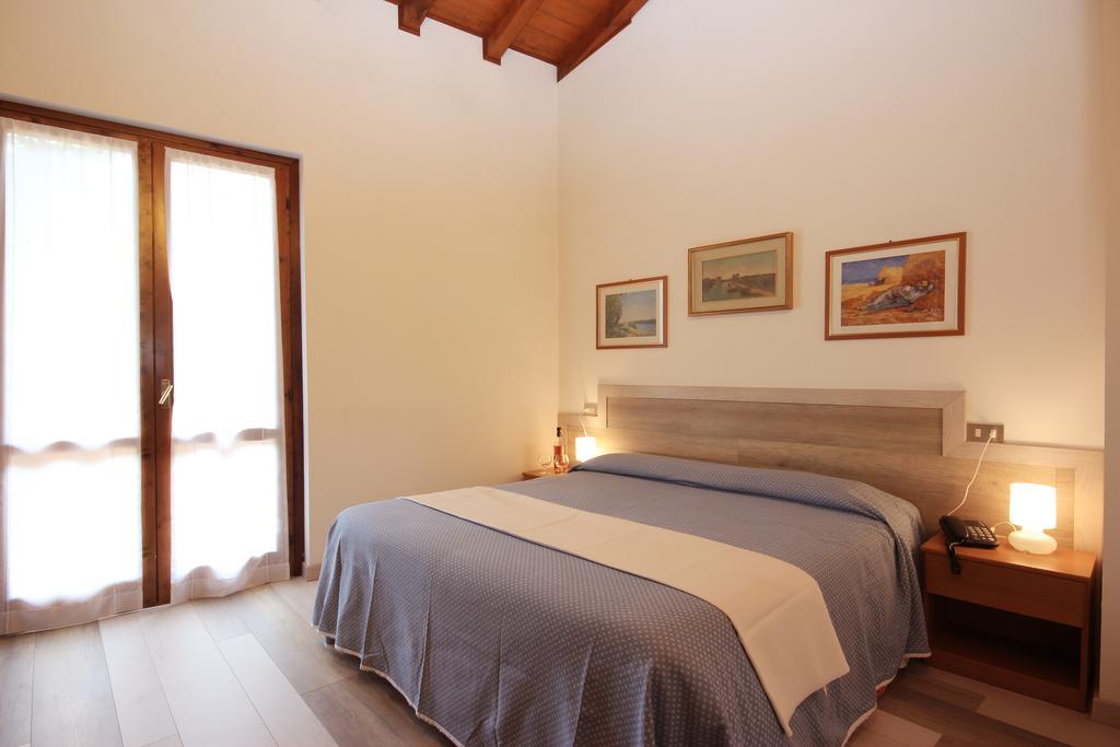 Hotel Colomber Gardone Riviera Dış mekan fotoğraf