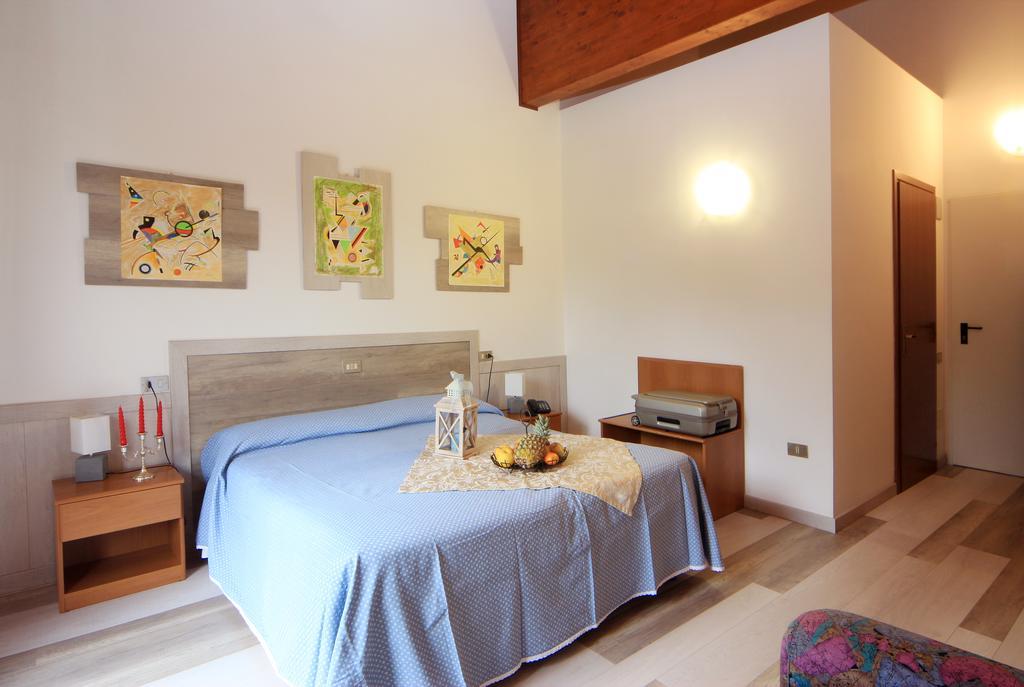 Hotel Colomber Gardone Riviera Dış mekan fotoğraf