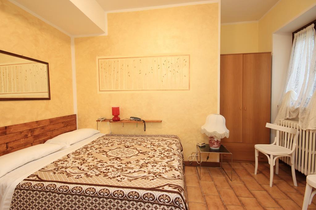 Hotel Colomber Gardone Riviera Dış mekan fotoğraf