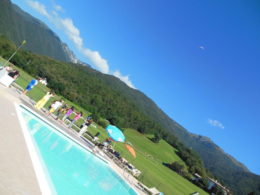 Hotel Colomber Gardone Riviera Dış mekan fotoğraf